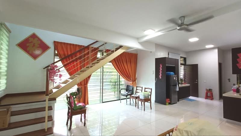 Cluster House for Sale in Taman Sutera Utama (Skudai) - Kino Jaw - Living Room - PropertyGuru.com.my