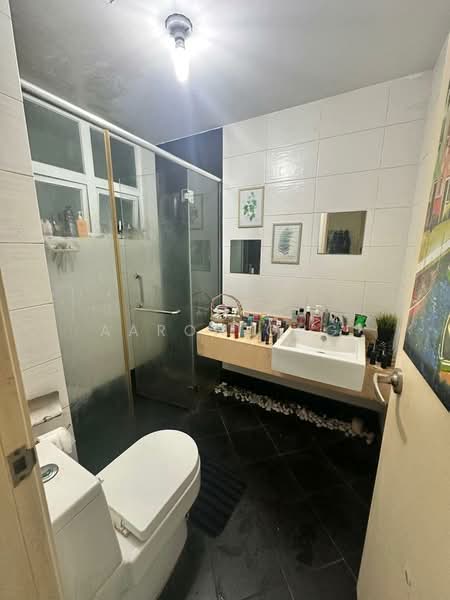 Servis Apartment untuk Dijual di Saville @ Melawati - Aaron Ong - Bathroom - PropertyGuru.com.my
