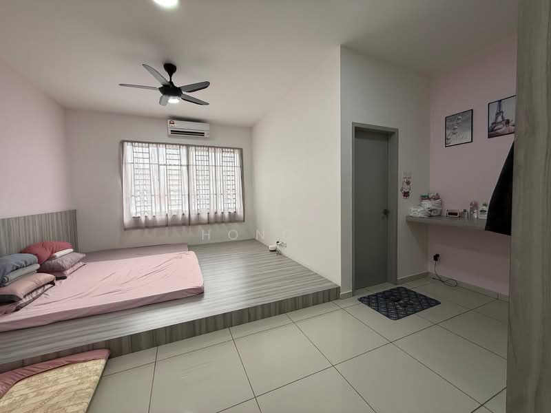 Terraced House for Sale in Johor Bahru (Johor) - Hong . - Bedroom - PropertyGuru.com.my