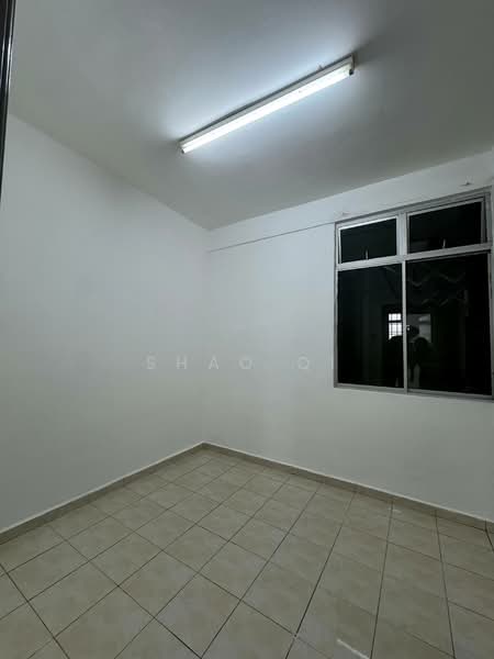 Pangsapuri untuk Dijual di Indah Court Apartment - Shao Qi - Interior - PropertyGuru.com.my