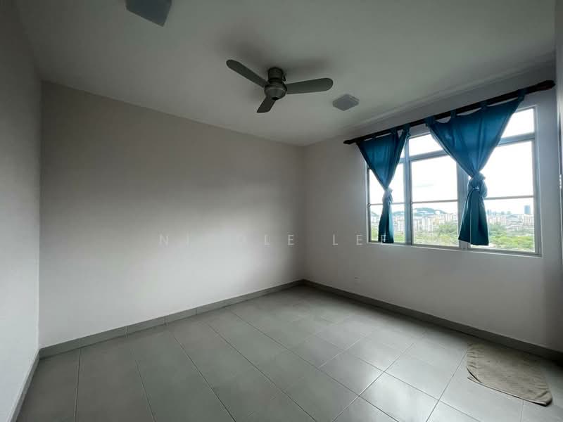 Apartment for Sale at Crystal Tower (Pangsapuri Kristal) - Nicole Lee - Bedroom - PropertyGuru.com.my