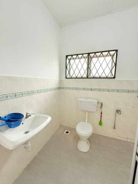 2-storey Terraced House for Sale in Klang (Selangor) - James Teoh - Bathroom - PropertyGuru.com.my