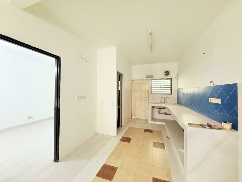 2-storey Terraced House for Sale in Klang (Selangor) - James Teoh - Kitchen - PropertyGuru.com.my