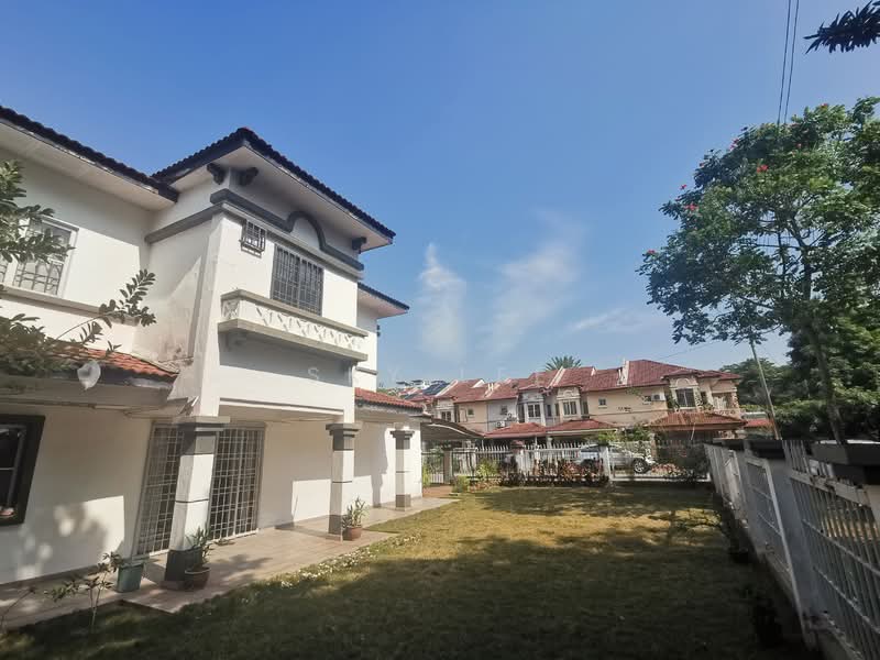 2-storey Terraced House for Sale in Taman Putra Prima (Puchong) - Sky Lee - Exterior - PropertyGuru.com.my