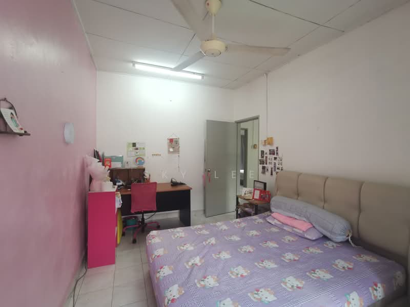 2-storey Terraced House for Sale in Taman Putra Prima (Puchong) - Sky Lee - Bedroom - PropertyGuru.com.my