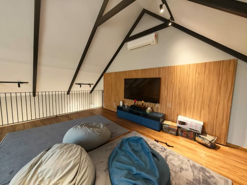 Rumah Banglo untuk Dijual di Bukit Beruang (Bukit Baru) - Wesley Tan - Living Room - PropertyGuru.com.my
