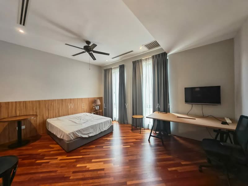 Rumah Banglo untuk Dijual di Bukit Beruang (Bukit Baru) - Wesley Tan - Bedroom - PropertyGuru.com.my