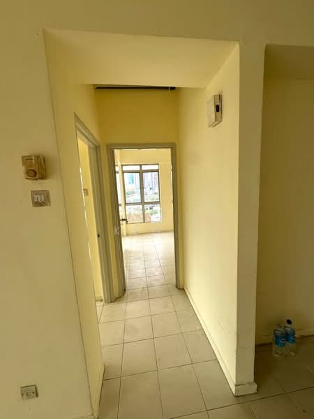 Kondominium untuk Disewa di Warisan City View - Kew . - Corridor - PropertyGuru.com.my