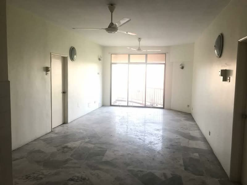 Kondominium untuk Dijual di Indah Villa Condominium - Lee Su Li - Living Room - PropertyGuru.com.my