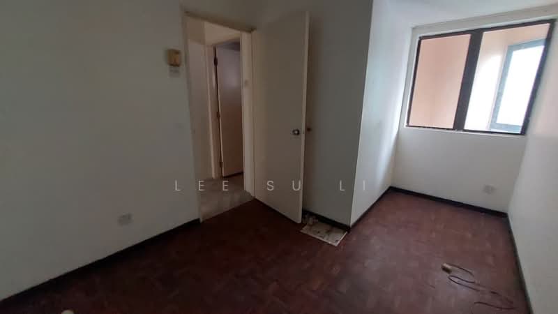 Kondominium untuk Dijual di Indah Villa Condominium - Lee Su Li - bedroom 3 - PropertyGuru.com.my