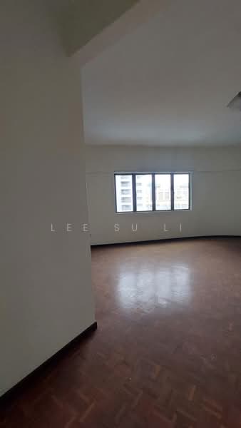 Kondominium untuk Dijual di Indah Villa Condominium - Lee Su Li - bedroom - PropertyGuru.com.my