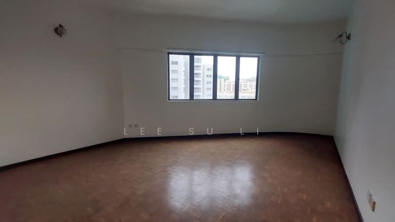 Kondominium untuk Dijual di Indah Villa Condominium - Lee Su Li - master bedroom - PropertyGuru.com.my