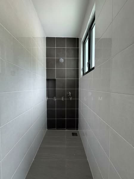 Rumah Berkembar untuk Disewa di Shah Alam (Selangor) - Cassey Lim - Bathroom - PropertyGuru.com.my