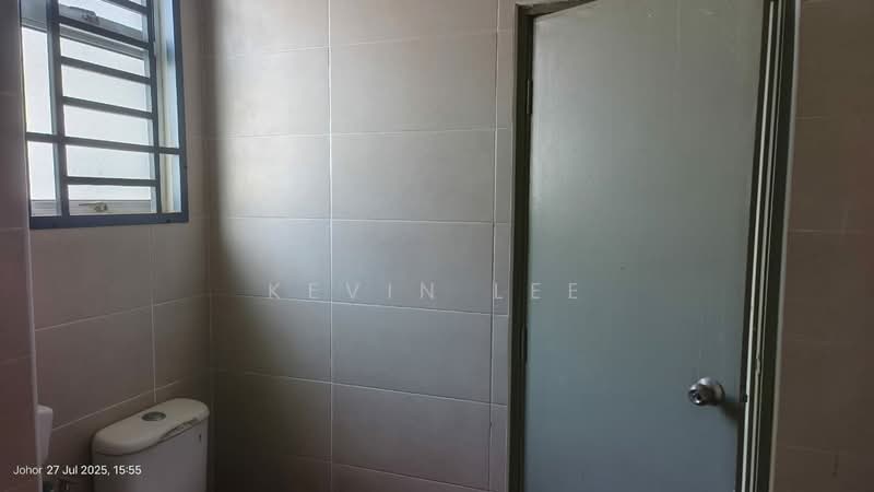 2-storey Terraced House for Sale in Bandar Putra (Kulai) - Kevin Lee - Bathroom - PropertyGuru.com.my
