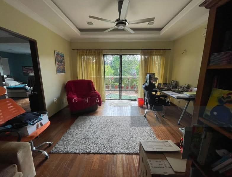 Rumah Berkembar untuk Dijual di SS4 (Petaling Jaya) - Richard Liew - Study - PropertyGuru.com.my