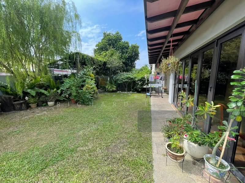 Rumah Berkembar untuk Dijual di SS4 (Petaling Jaya) - Richard Liew - Garden - PropertyGuru.com.my