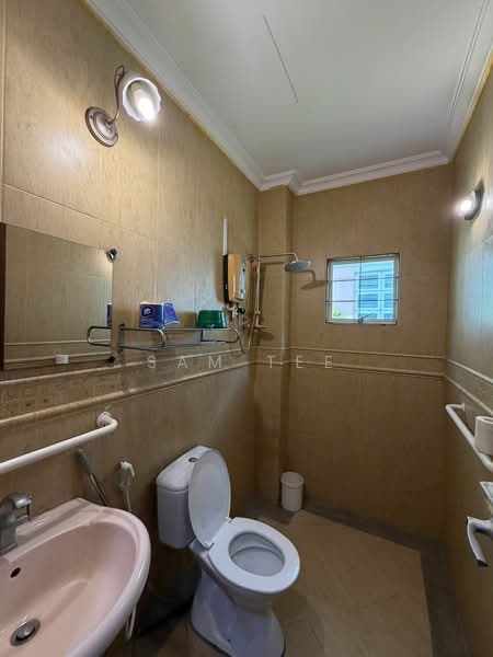 Bungalow for Sale in Bukit Rimau (Shah Alam) - Sam Tee - Bathroom - PropertyGuru.com.my