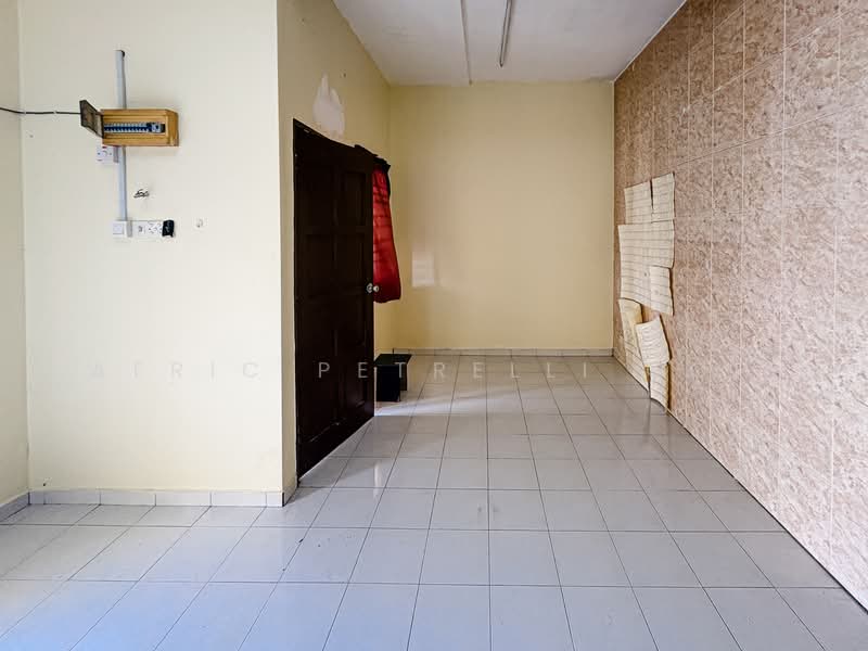 Rumah Teres 2 Tingkat untuk Disewa di Bandar Puteri Klang (Klang) - Aeric Petrelli Goh - Interior - PropertyGuru.com.my