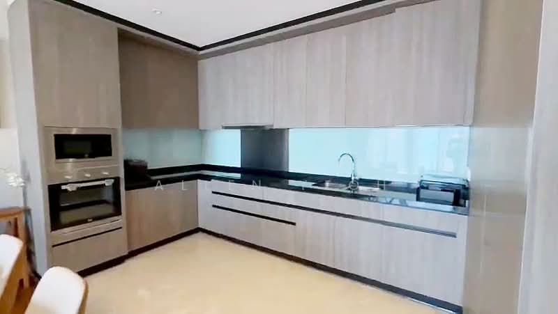 Servis Apartment untuk Dijual di Straits Residences - Allen Yeoh - Kitchen - PropertyGuru.com.my