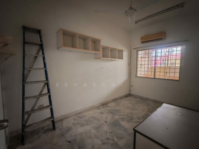 2-storey Terraced House for Sale in Bukit Sungai Long (Bandar Sungai Long) - Esharani . - PropertyGuru.com.my