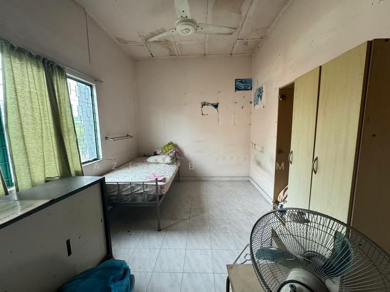 Residential Land for Sale in Kampung Datuk Keramat (Keramat) - Azli Ibrahim - Bedroom - PropertyGuru.com.my