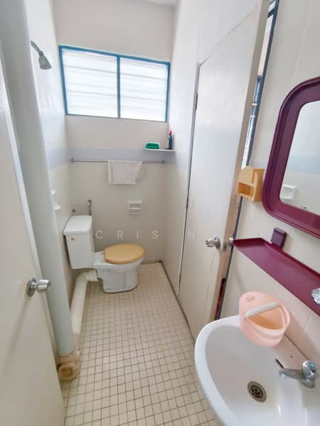 Pangsapuri untuk Dijual di Mutiara Perdana - Cris Ng - Bathroom - PropertyGuru.com.my