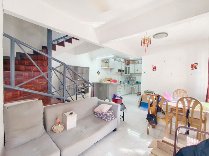 Pangsapuri untuk Dijual di Mutiara Perdana - Cris Ng - Living Room - PropertyGuru.com.my