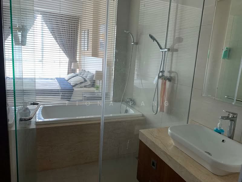 Servis Apartment untuk Disewa di Puteri Cove Residences - Fiona Pang - Bathroom - PropertyGuru.com.my