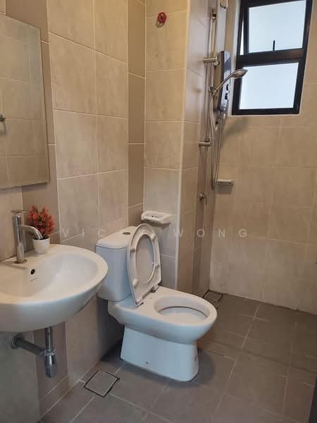 Service Residence for Sale at Sky Breeze Service Apartment - Vicky Wong - Bathroom - PropertyGuru.com.my
