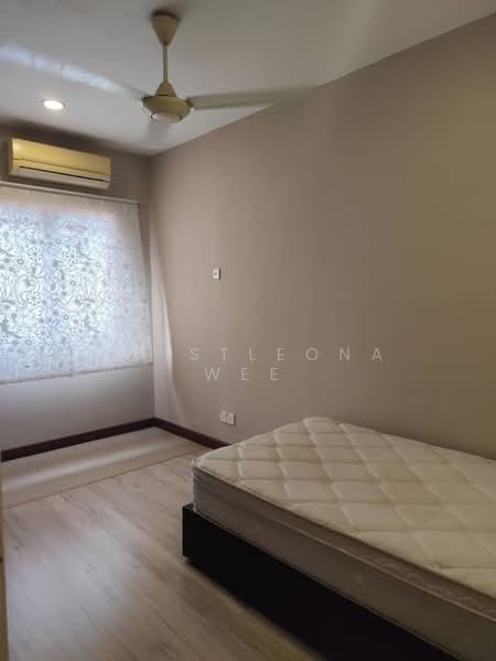 Rumah Teres untuk Disewa di Bandar Country Homes (Rawang) - Cristleona Wee - Bedroom - PropertyGuru.com.my