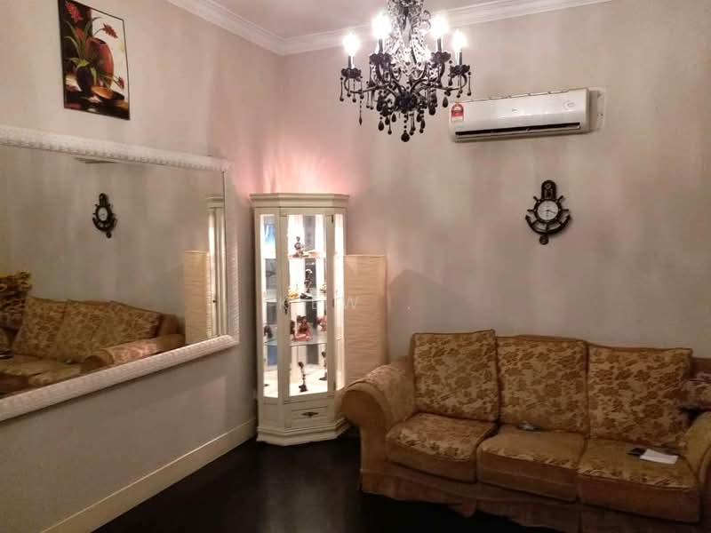 Condominium for Rent at Putra Indah Condominium - Kew . - Living Room - PropertyGuru.com.my