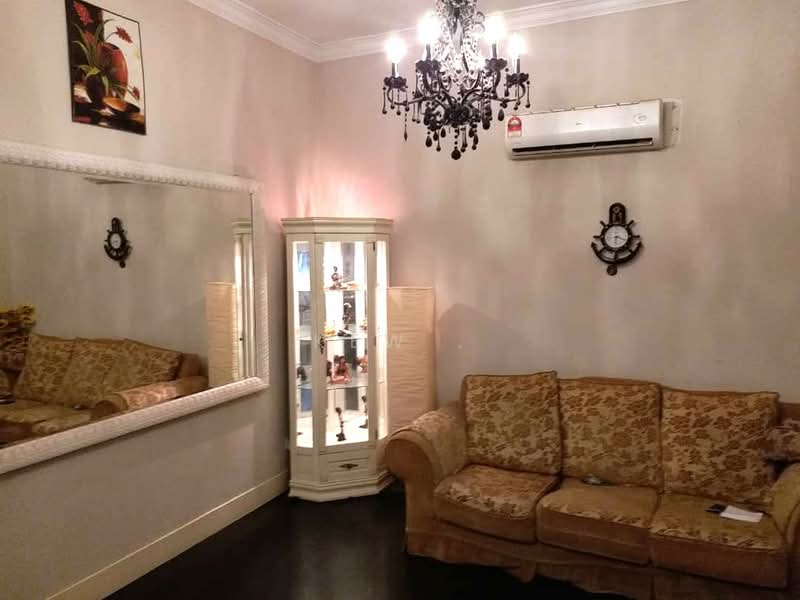 Condominium for Rent at Putra Indah Condominium - Kew . - Living Room - PropertyGuru.com.my