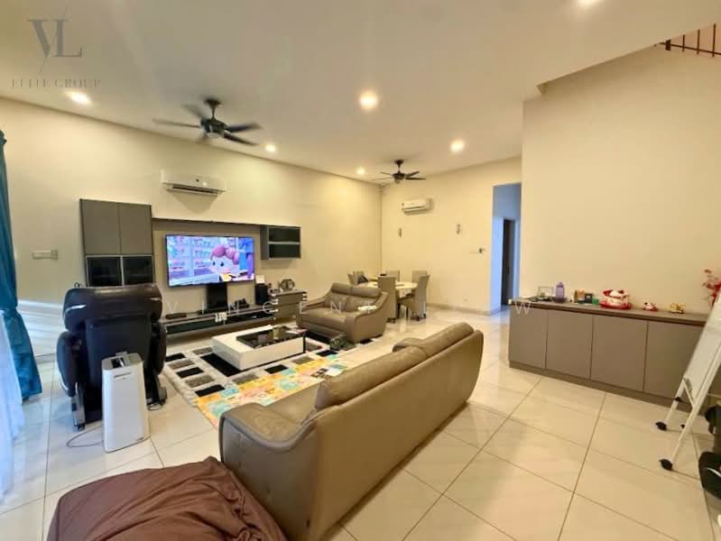 Terraced House for Sale in Temasya Glenmarie (Glenmarie) - Vincent Liaw - Living Room - PropertyGuru.com.my