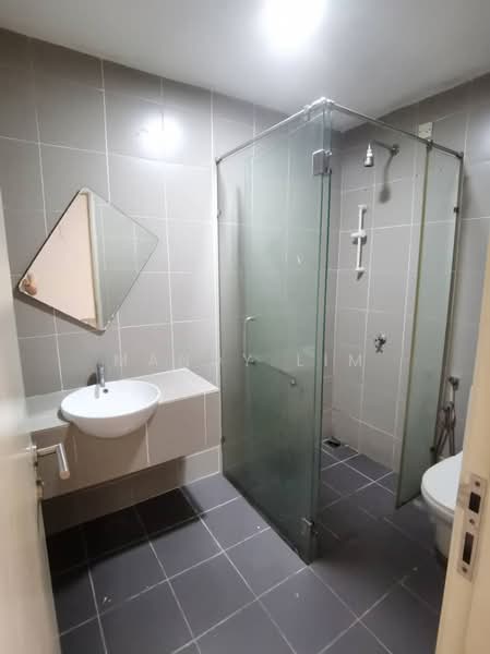 Rumah Teres 3-Tingkat untuk Disewa di Cyberjaya (Selangor) - Mandy Lim - Bathroom - PropertyGuru.com.my