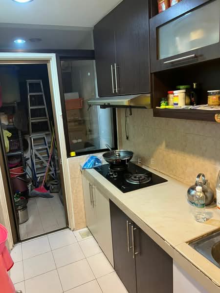 Apartment for Rent at Desa Saujana - Eddy Lee - Kitchen - PropertyGuru.com.my