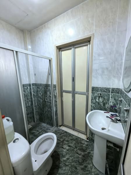 Rumah Teres 2 Tingkat untuk Dijual di Taman Desa Rishah (Ipoh) - Derrick Chung - Bathroom - PropertyGuru.com.my