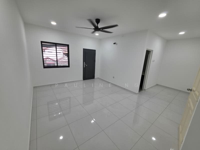 2-storey Terraced House for Sale in Taman Bukit Mewah (Tampoi) - Pauline Ng - Interior - PropertyGuru.com.my