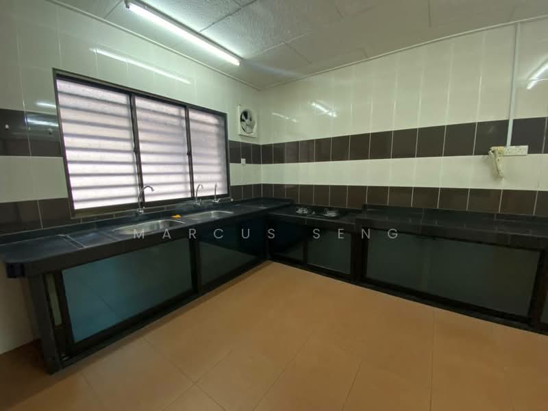 Semi-Detached House for Sale in Taman Shukor (Ipoh) - Marcus Seng - Kitchen - PropertyGuru.com.my