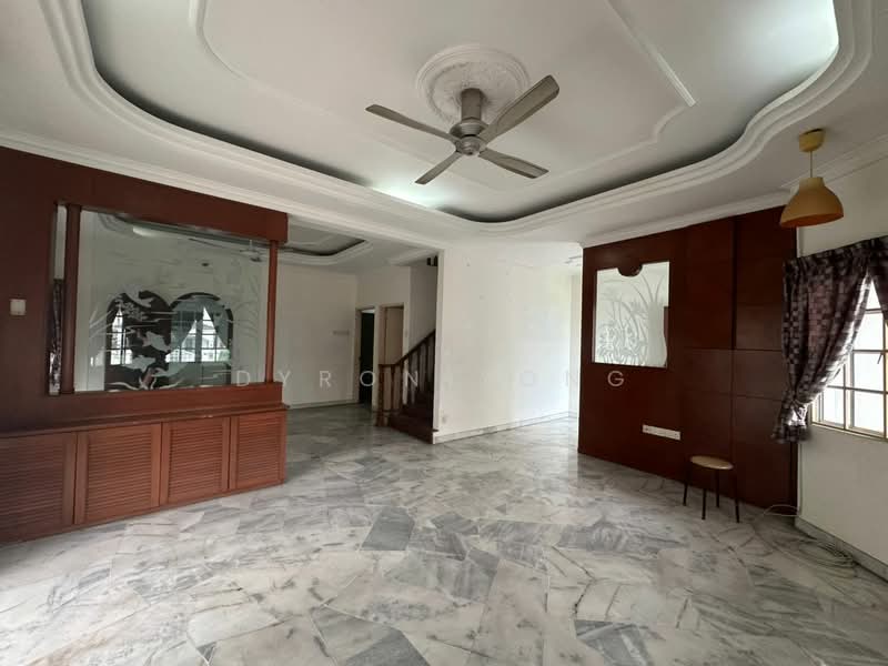 Rumah Berkembar untuk Dijual di Cheras (Selangor) - Dyron Yong - Living Room - PropertyGuru.com.my