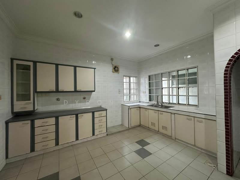 Rumah Berkembar untuk Dijual di Cheras (Selangor) - Dyron Yong - Kitchen - PropertyGuru.com.my