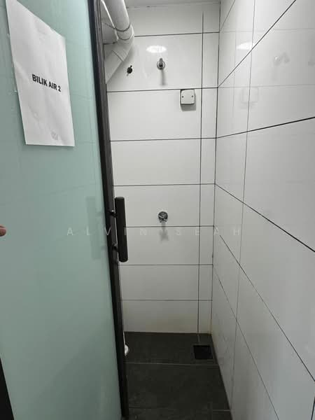 Kedai / Pejabat untuk Disewa di Taman Tun Dr Ismail (Kuala Lumpur) - Alvin Seah - Bathroom - PropertyGuru.com.my