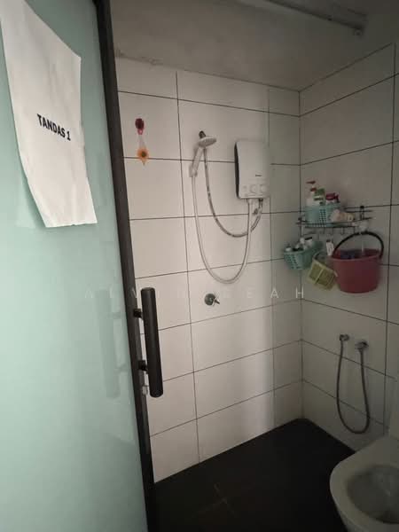 Kedai / Pejabat untuk Disewa di Taman Tun Dr Ismail (Kuala Lumpur) - Alvin Seah - Bathroom - PropertyGuru.com.my