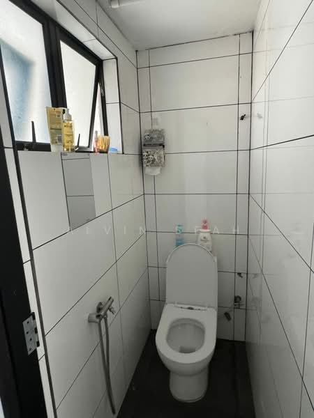 Kedai / Pejabat untuk Disewa di Taman Tun Dr Ismail (Kuala Lumpur) - Alvin Seah - Bathroom - PropertyGuru.com.my