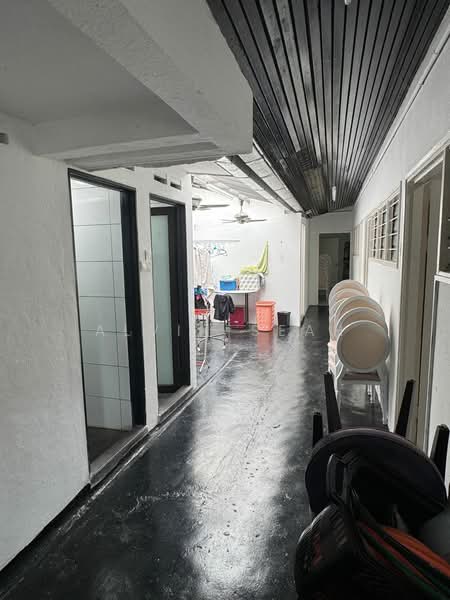 Kedai / Pejabat untuk Disewa di Taman Tun Dr Ismail (Kuala Lumpur) - Alvin Seah - Corridor - PropertyGuru.com.my
