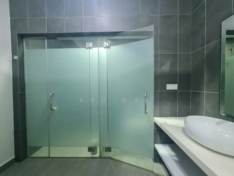 Servis Apartment untuk Disewa di Astoria Ampang - Shu Wai - Bathroom - PropertyGuru.com.my