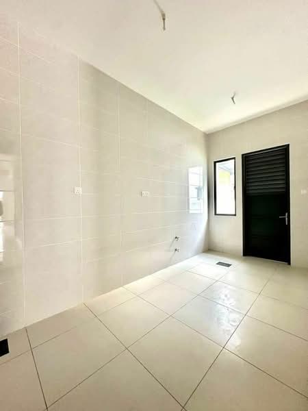 Rumah Kluster untuk Dijual di Taman Lagenda Putra (Kulai) - Iden Tan - Interior - PropertyGuru.com.my