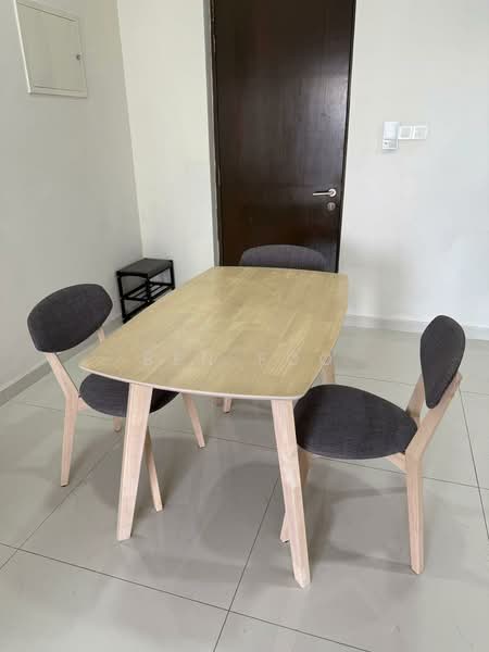 Condominium for Rent at Amberside @ Country Garden Danga Bay - Ben Foo - Dining Room - PropertyGuru.com.my