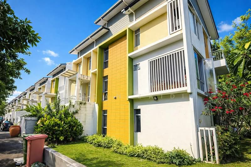 Rumah Banglo untuk Dijual di Presint 16 (Putrajaya) - Afiqah zaidi - PropertyGuru.com.my
