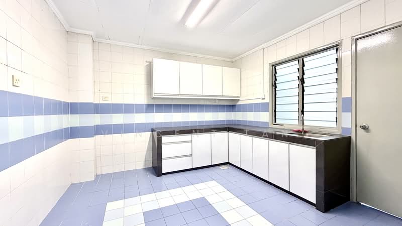 2.5-storey Terraced House for Sale in Bandar Sri Damansara (Selangor) - Vincent Tan - PropertyGuru.com.my