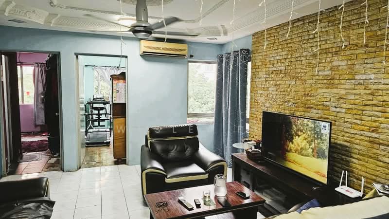Apartment for Sale at saujana apartment - Wesley Fu - Living Room - PropertyGuru.com.my